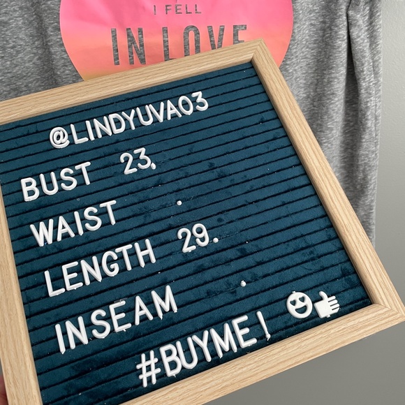 EUC RARE Vintage Victoria's Secret Angel Heart Graphic Tee Size Large - Picture 9 of 9